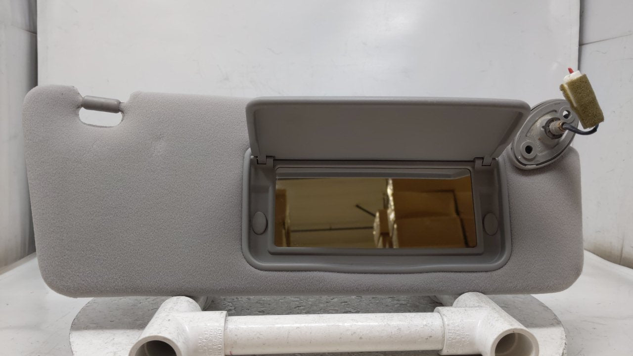 2002 Lexus Es300 Sun Visor Shade Replacement Passenger Right Mirror Fits OEM Used Auto Parts - Oemusedautoparts1.com