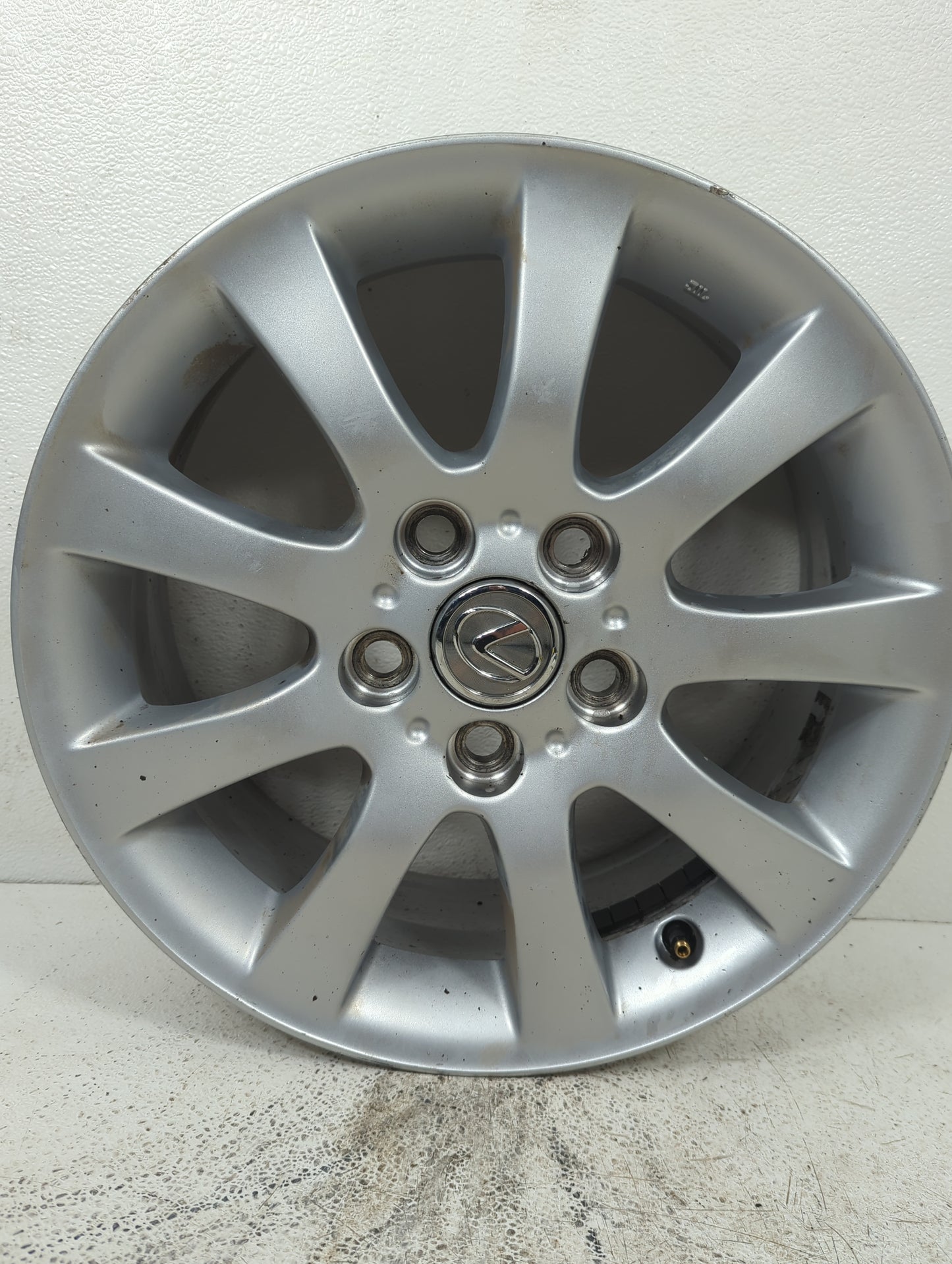 2002 Lexus Es300 Oem Wheel Rim 5027224 - Oemusedautoparts1.com