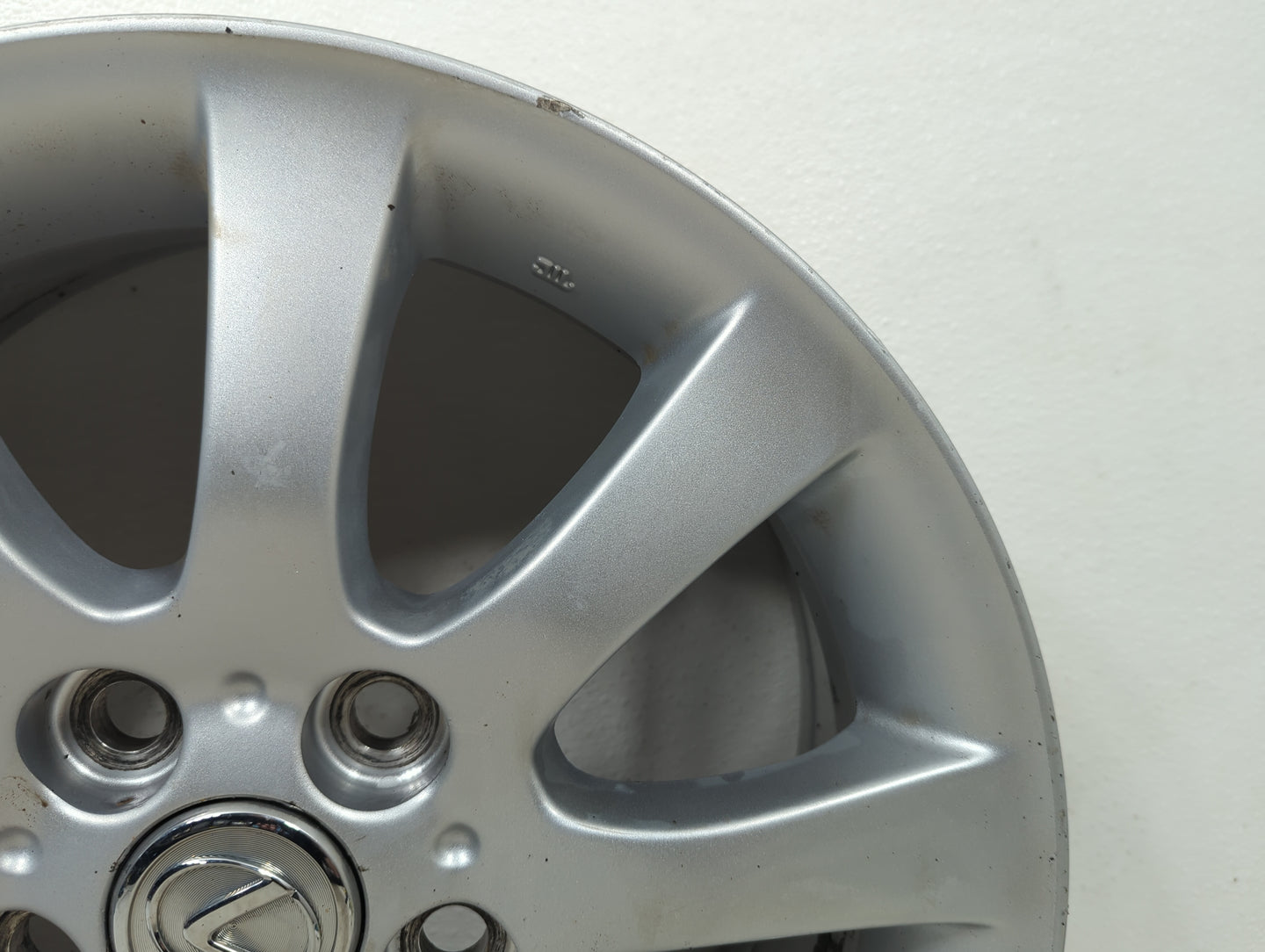 2002 Lexus Es300 Oem Wheel Rim 5027224 - Oemusedautoparts1.com