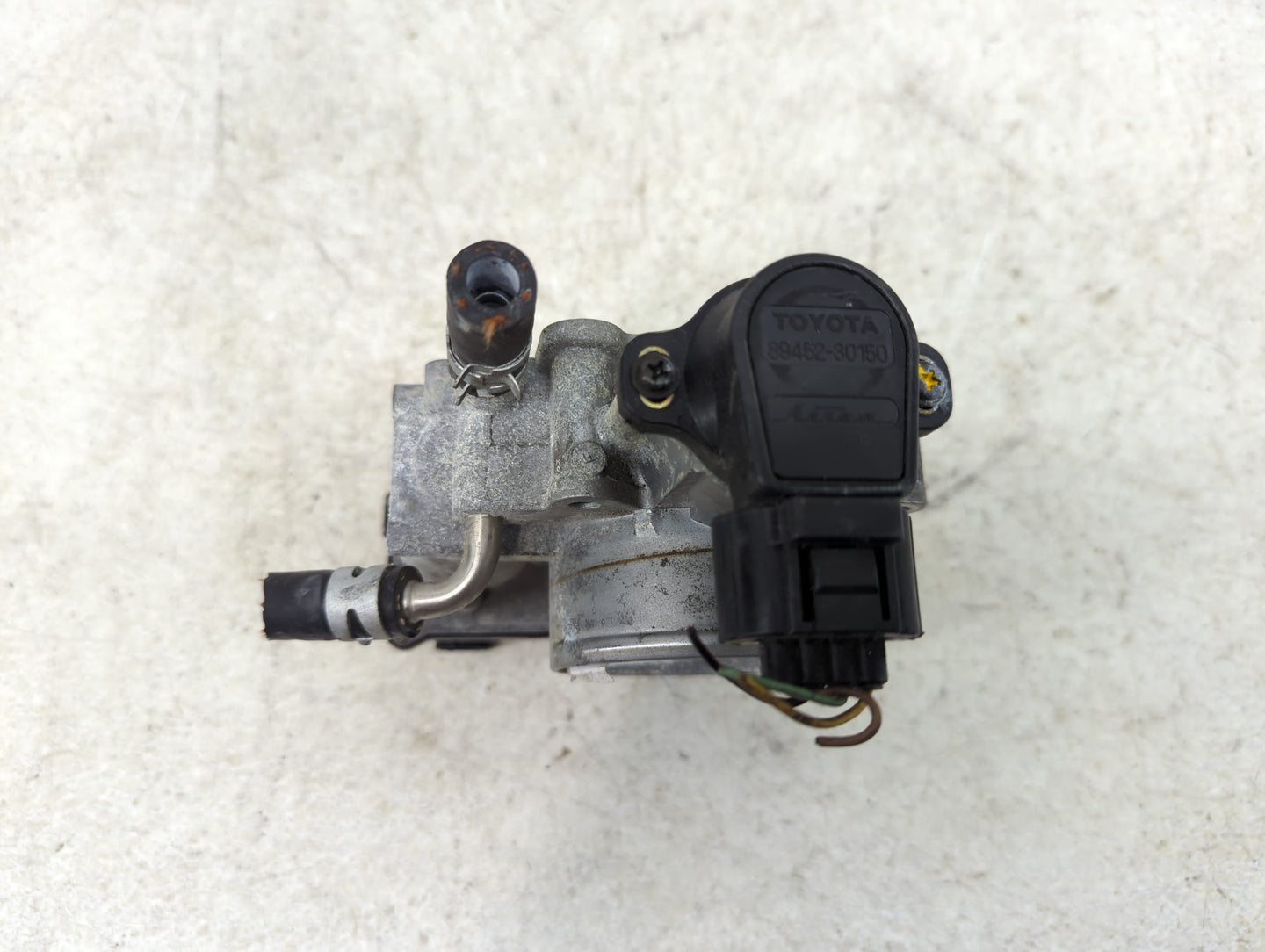 2002-2003 Lexus Es300 Throttle Body P/N:00632 1J22, 22030-20030 Fits Fits 2002 2003 OEM Used Auto Parts - Oemusedautoparts1.