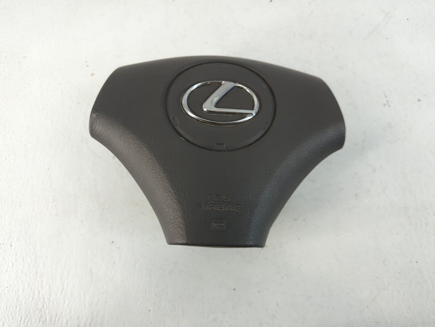 2002-2003 Lexus Es300 Air Bag Driver Left Steering Wheel Mounted Fits Fits 2002 2003 2004 OEM Used Auto Parts - Oemusedautop