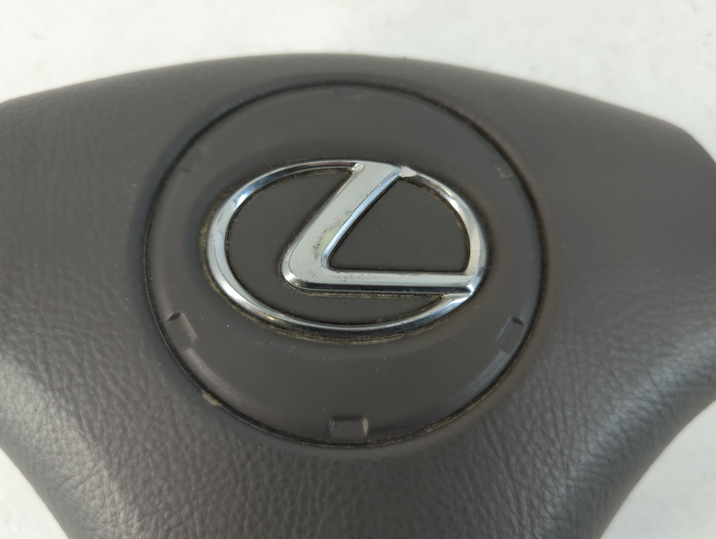 2002-2003 Lexus Es300 Air Bag Driver Left Steering Wheel Mounted Fits Fits 2002 2003 2004 OEM Used Auto Parts - Oemusedautop