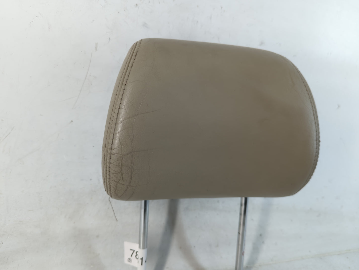 2002 Lexus Es300 Headrest Head Rest Front Driver Passenger Seat Fits OEM Used Auto Parts - Oemusedautoparts1.com