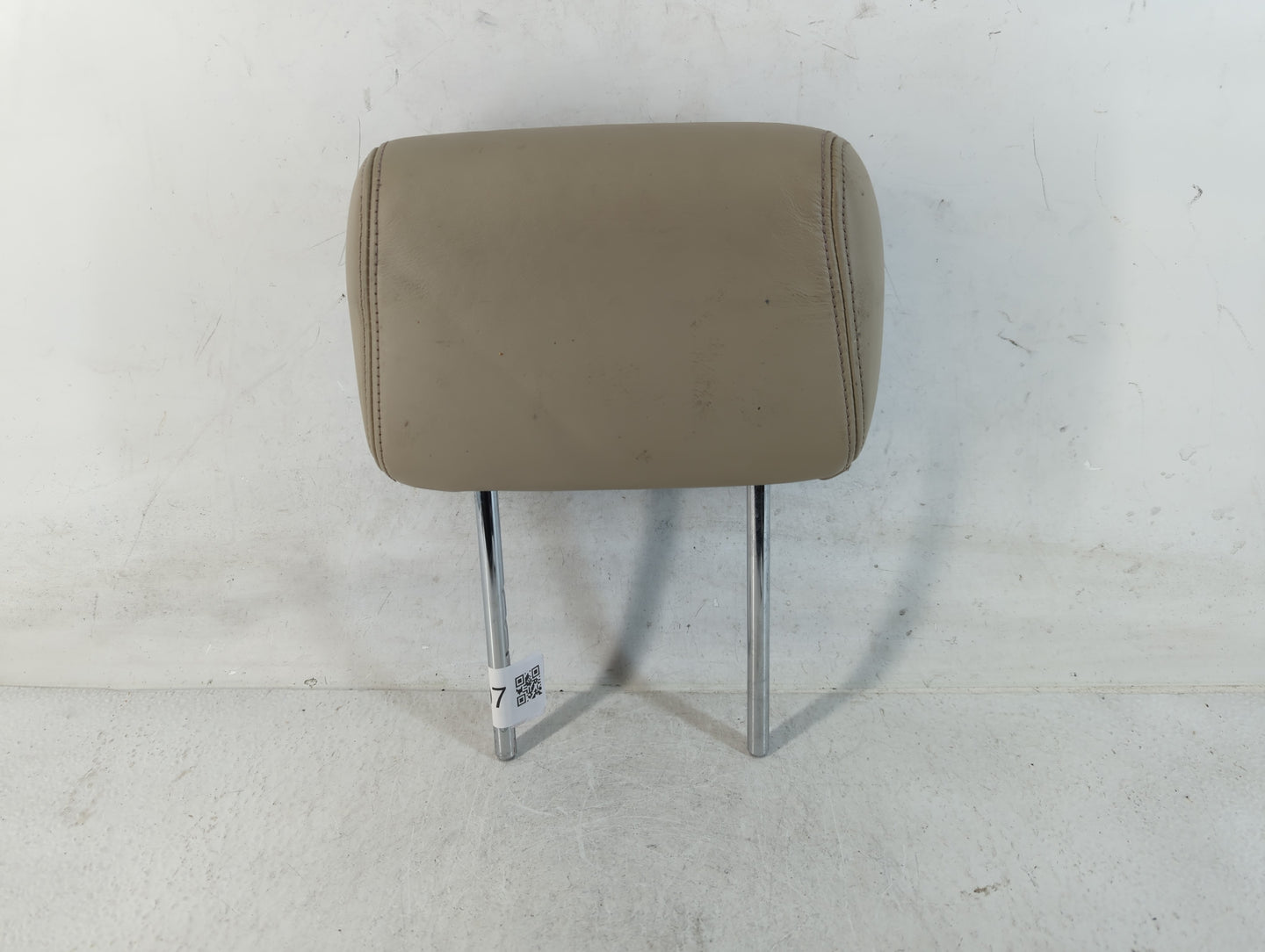 2002 Lexus Es300 Headrest Head Rest Front Driver Passenger Seat Fits OEM Used Auto Parts - Oemusedautoparts1.com