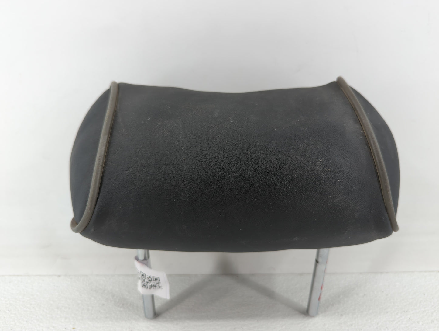 2001-2004 Lexus Is300 Headrest Head Rest Rear Seat Fits Fits 2001 2002 2003 2004 OEM Used Auto Parts - Oemusedautoparts1.com