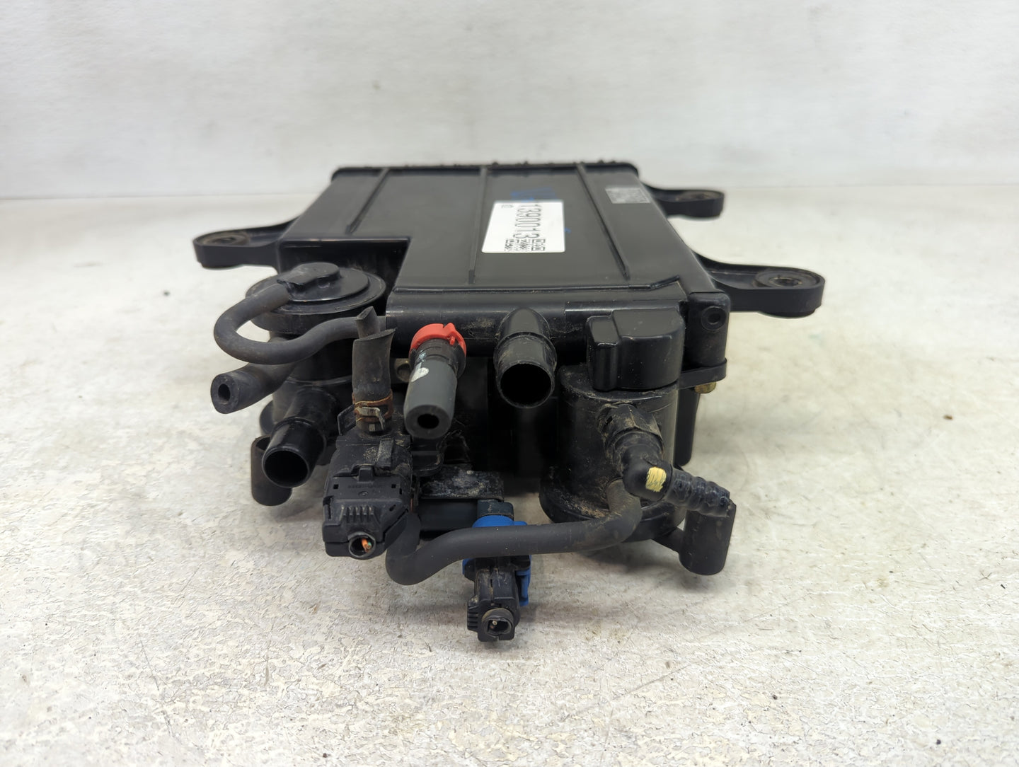 2002 Lexus Ls430 Fuel Vapor Charcoal Canister - Oemusedautoparts1.com