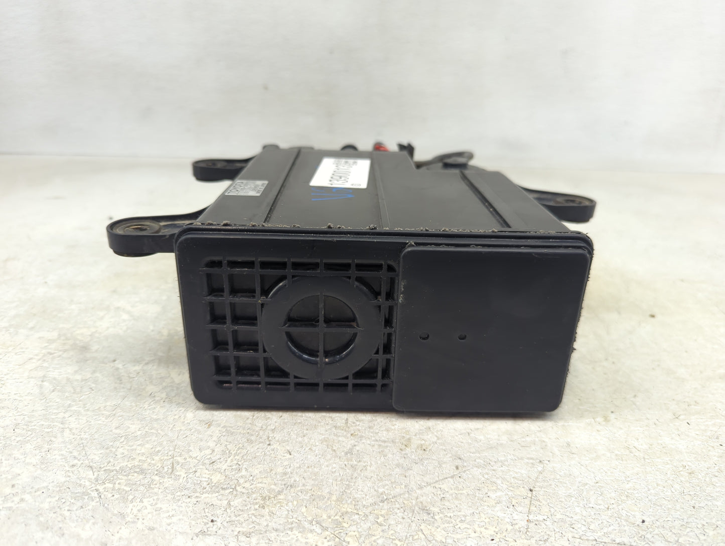 2002 Lexus Ls430 Fuel Vapor Charcoal Canister - Oemusedautoparts1.com