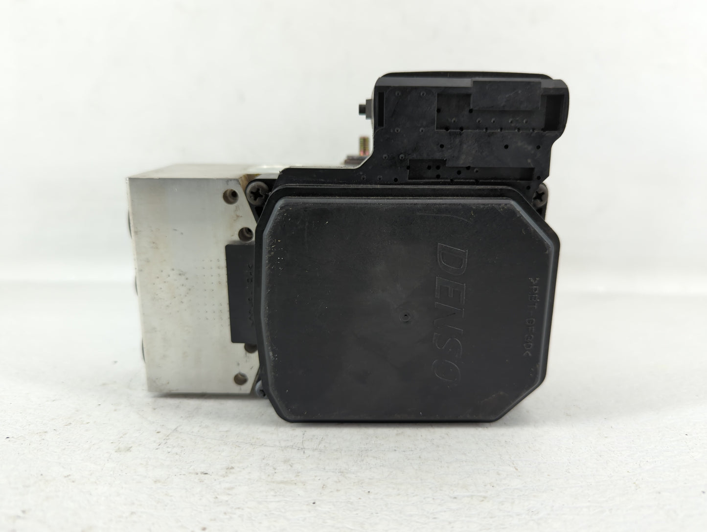 2001-2004 Lexus Ls430 ABS Pump Control Module Replacement P/N:44540-50020 Fits Fits 2001 2002 2003 2004 OEM Used Auto Parts 