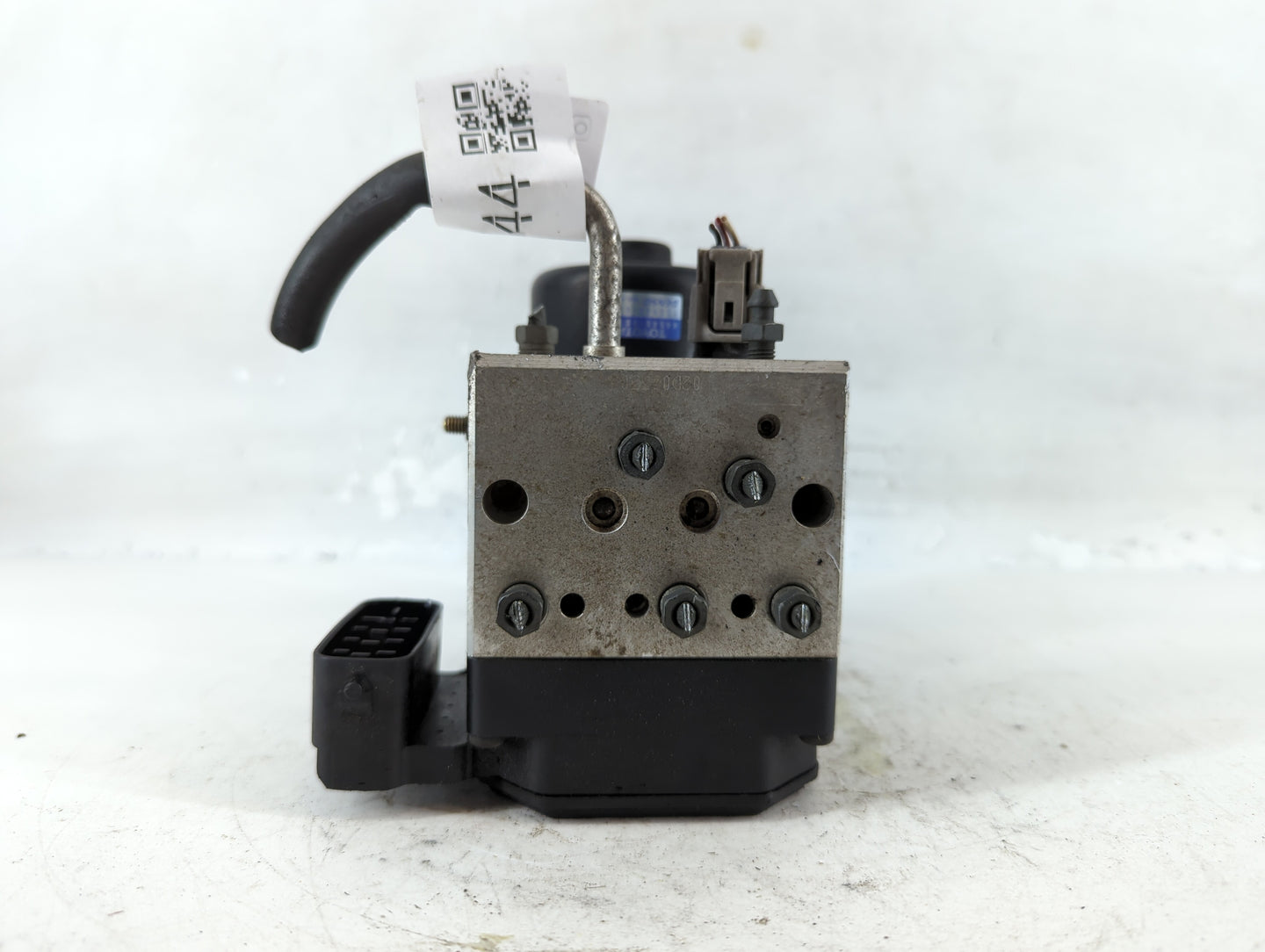 2001-2004 Lexus Ls430 ABS Pump Control Module Replacement P/N:44540-50020 Fits Fits 2001 2002 2003 2004 OEM Used Auto Parts 
