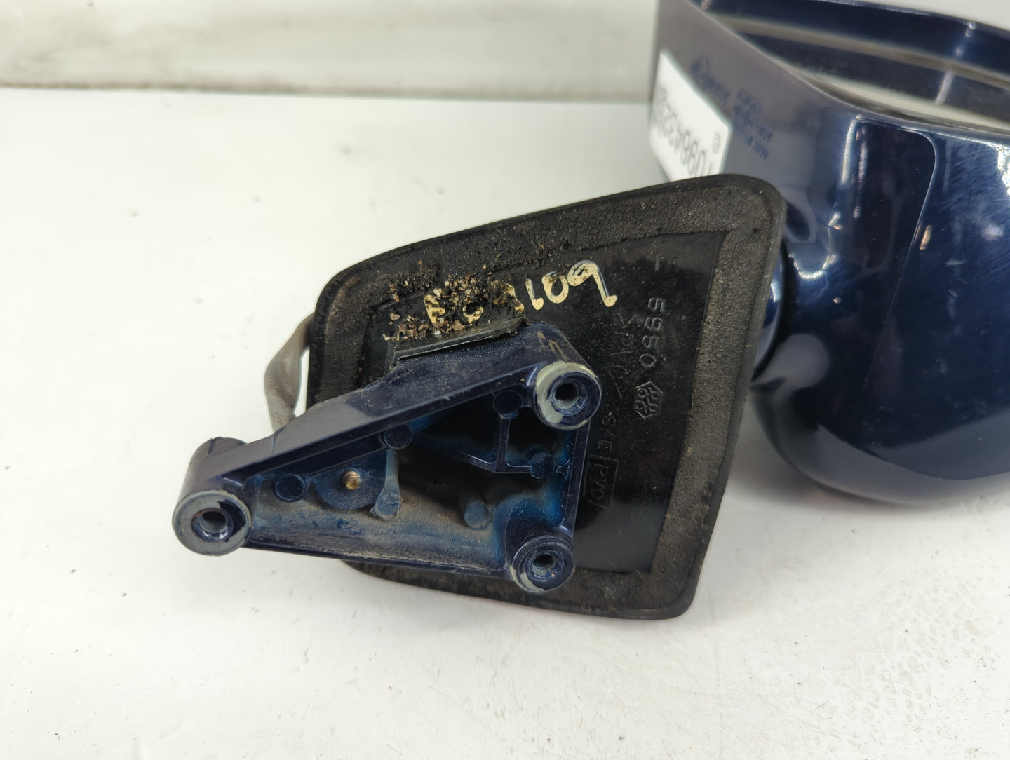 1999-2003 Lexus Rx300 Driver Side View Mirror - Left Door Mirror OEM Used - Oemusedautoparts1.com