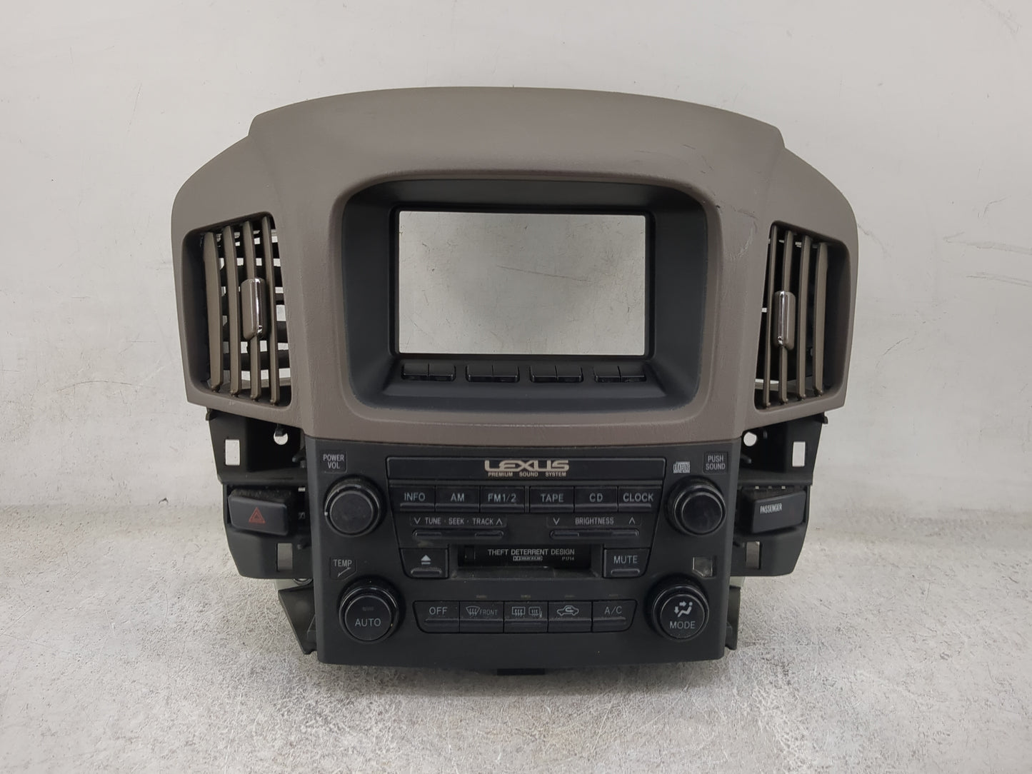 2002 Lexus Rx300 Radio AM FM Cd Player Receiver Replacement P/N:86120-48050 KEX-M9088, BC306572 Fits OEM Used Auto Parts - O