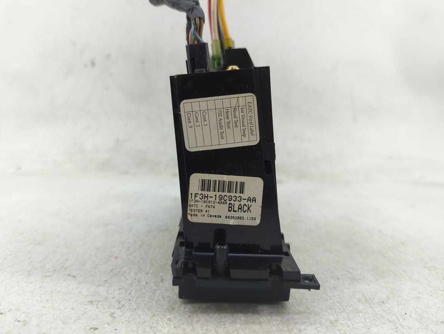 2002 Lincoln Continental Climate Control Module Temperature AC/Heater Replacement P/N:1F3H-19C933-AA Fits OEM Used Auto Part