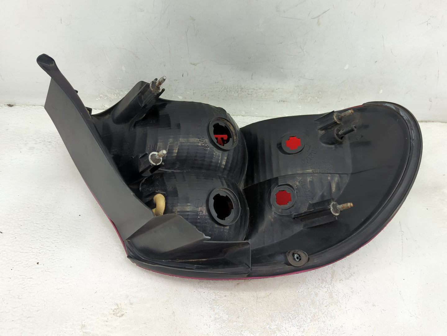 2002 Lincoln Continental Tail Light Assembly Passenger Right OEM P/N:44ZH-1135 Fits OEM Used Auto Parts - Oemusedautoparts1.