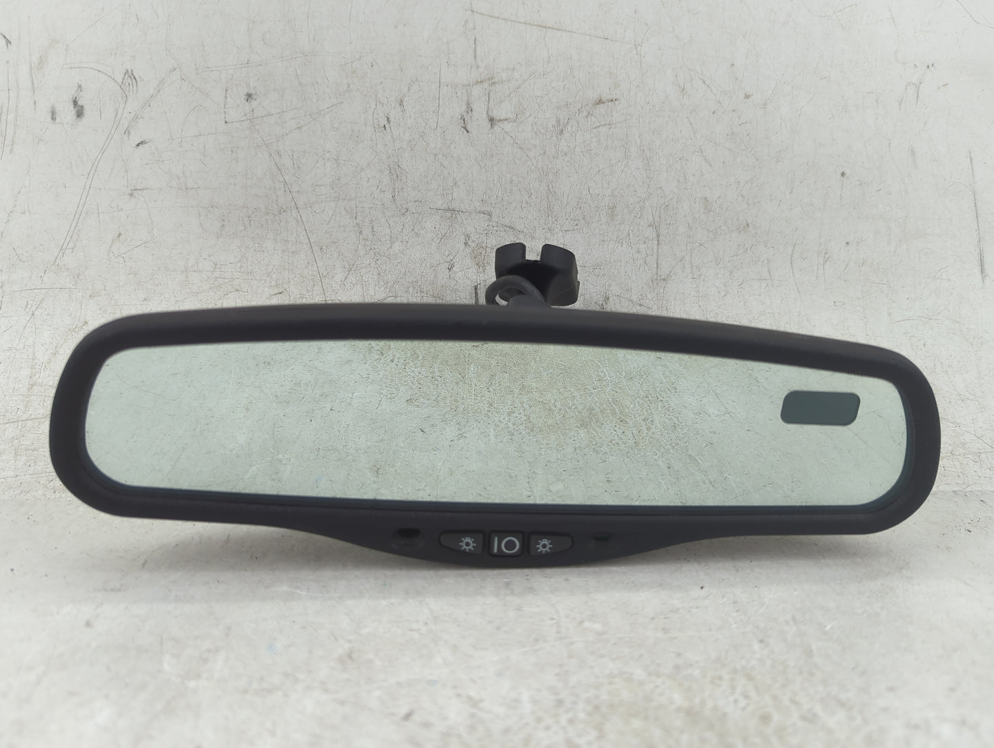 2002 Lincoln Continental Interior Rear View Mirror Replacement OEM P/N:E13010404 Fits OEM Used Auto Parts - Oemusedautoparts