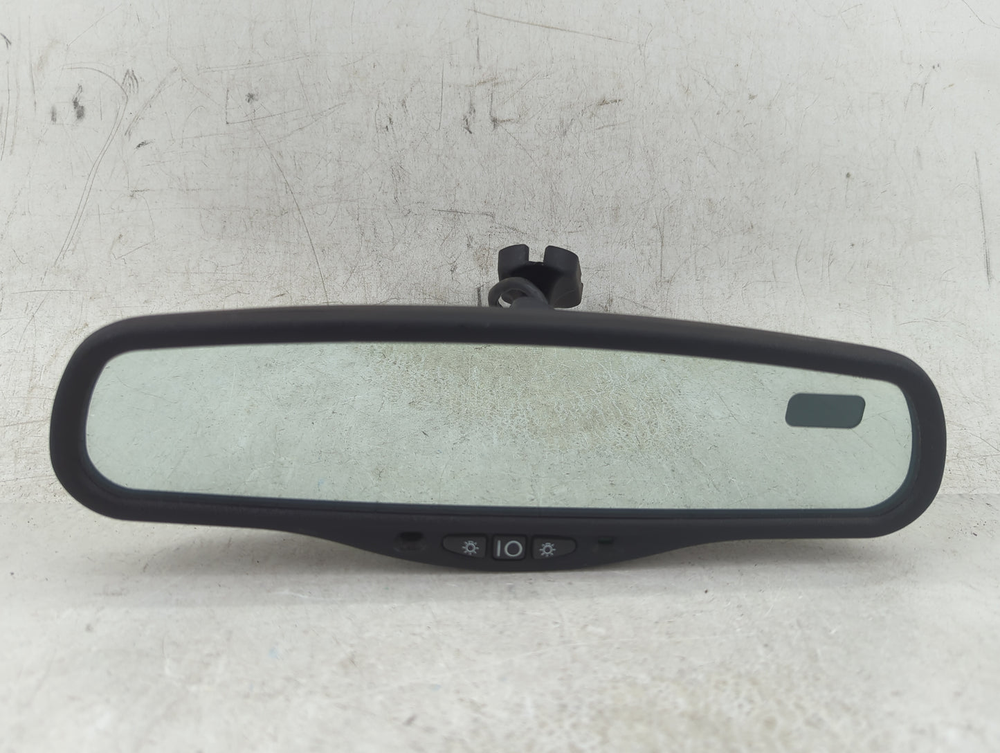 2002 Lincoln Continental Interior Rear View Mirror Replacement OEM P/N:E13010404 Fits OEM Used Auto Parts - Oemusedautoparts