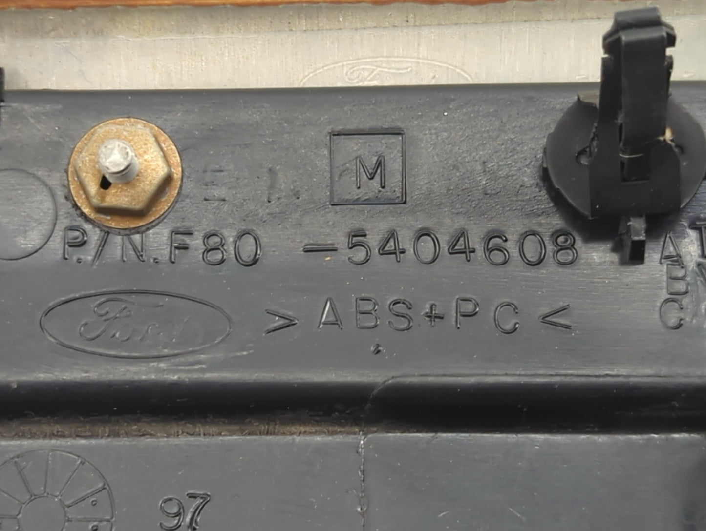 2002 Lincoln Continental Information Radio Display Screen Bezel Vents - Oemusedautoparts1.com