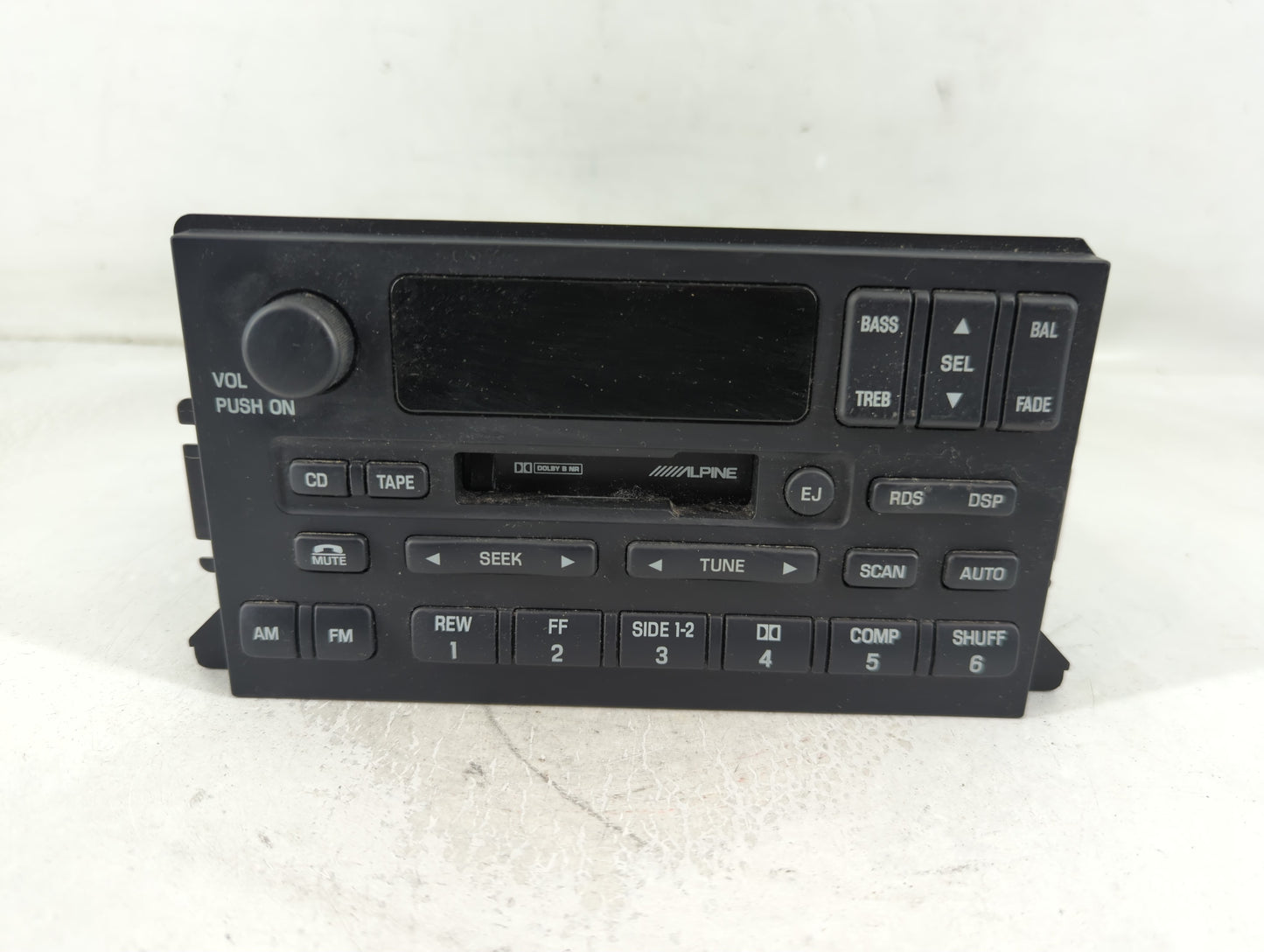 2002 Lincoln Continental Radio AM FM Cd Player Receiver Replacement P/N:2F3T-18C870-AA Fits OEM Used Auto Parts - Oemusedaut