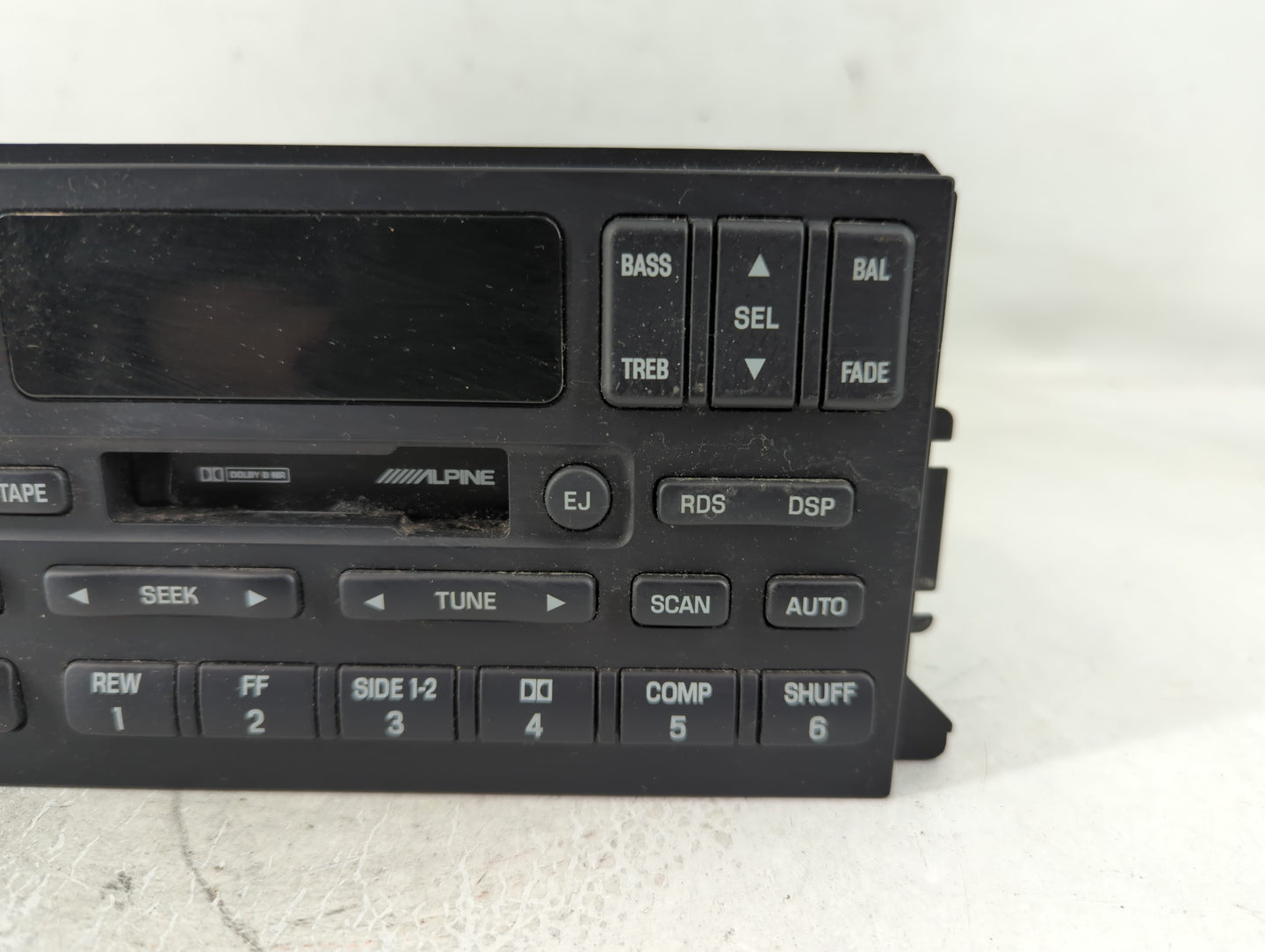 2002 Lincoln Continental Radio AM FM Cd Player Receiver Replacement P/N:2F3T-18C870-AA Fits OEM Used Auto Parts - Oemusedaut