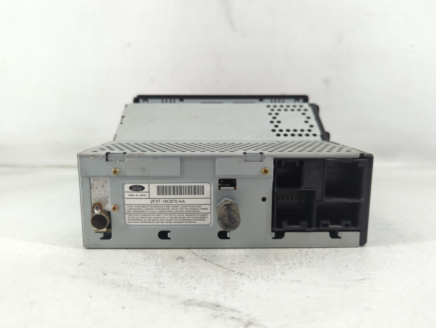 2002 Lincoln Continental Radio AM FM Cd Player Receiver Replacement P/N:2F3T-18C870-AA Fits OEM Used Auto Parts - Oemusedaut