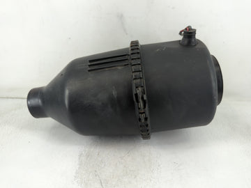 2002 Lincoln Continental Air Cleaner Intake-duct Hose Tube - Oemusedautoparts1.com