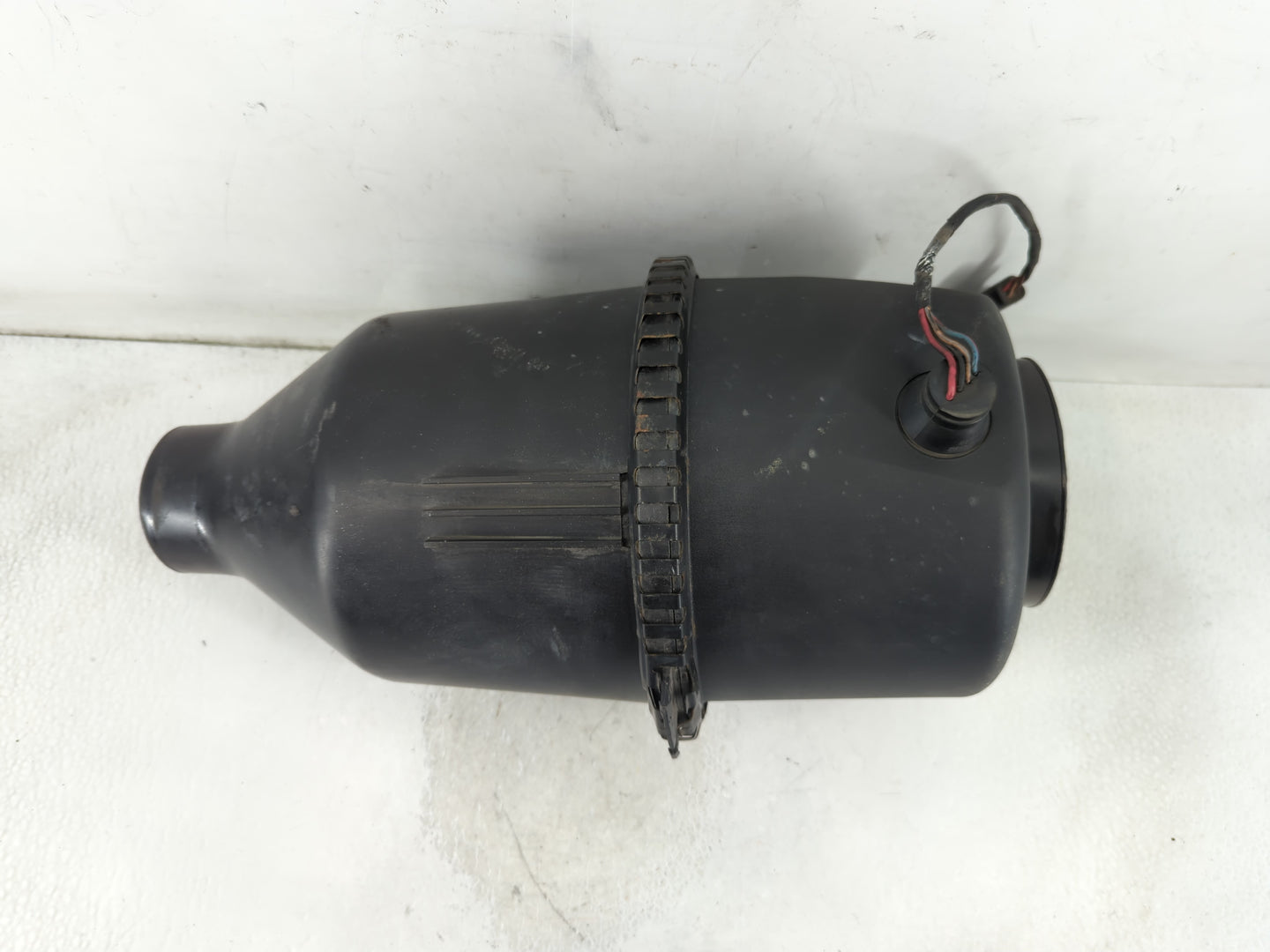 2002 Lincoln Continental Air Cleaner Intake-duct Hose Tube - Oemusedautoparts1.com