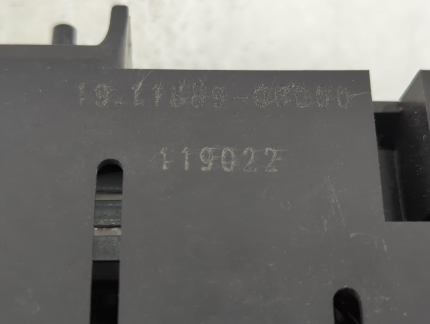 2002 Lincoln Continental Climate Control Module Temperature AC/Heater Replacement P/N:19 11889-06000 119022 Fits OEM Used Au