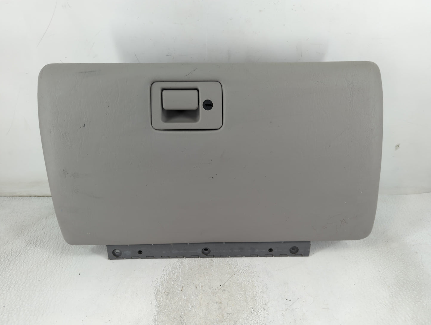 2002 Lincoln Continental Passenger Glove Box Door Storage Compartment - Oemusedautoparts1.com