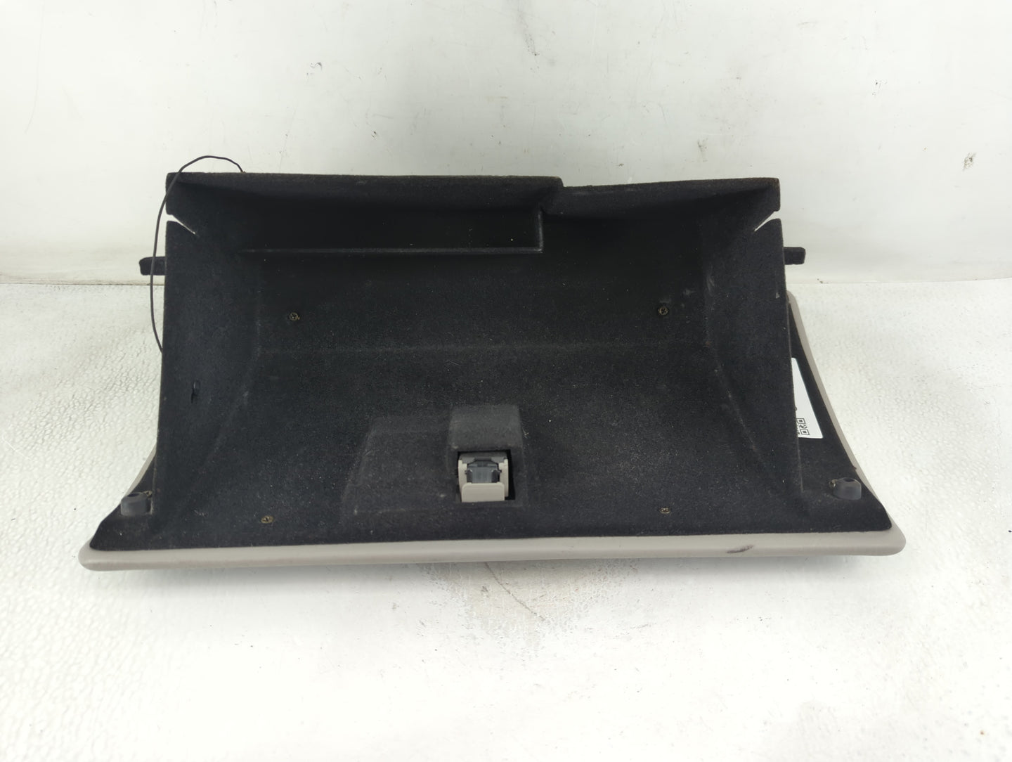 2002 Lincoln Continental Passenger Glove Box Door Storage Compartment - Oemusedautoparts1.com