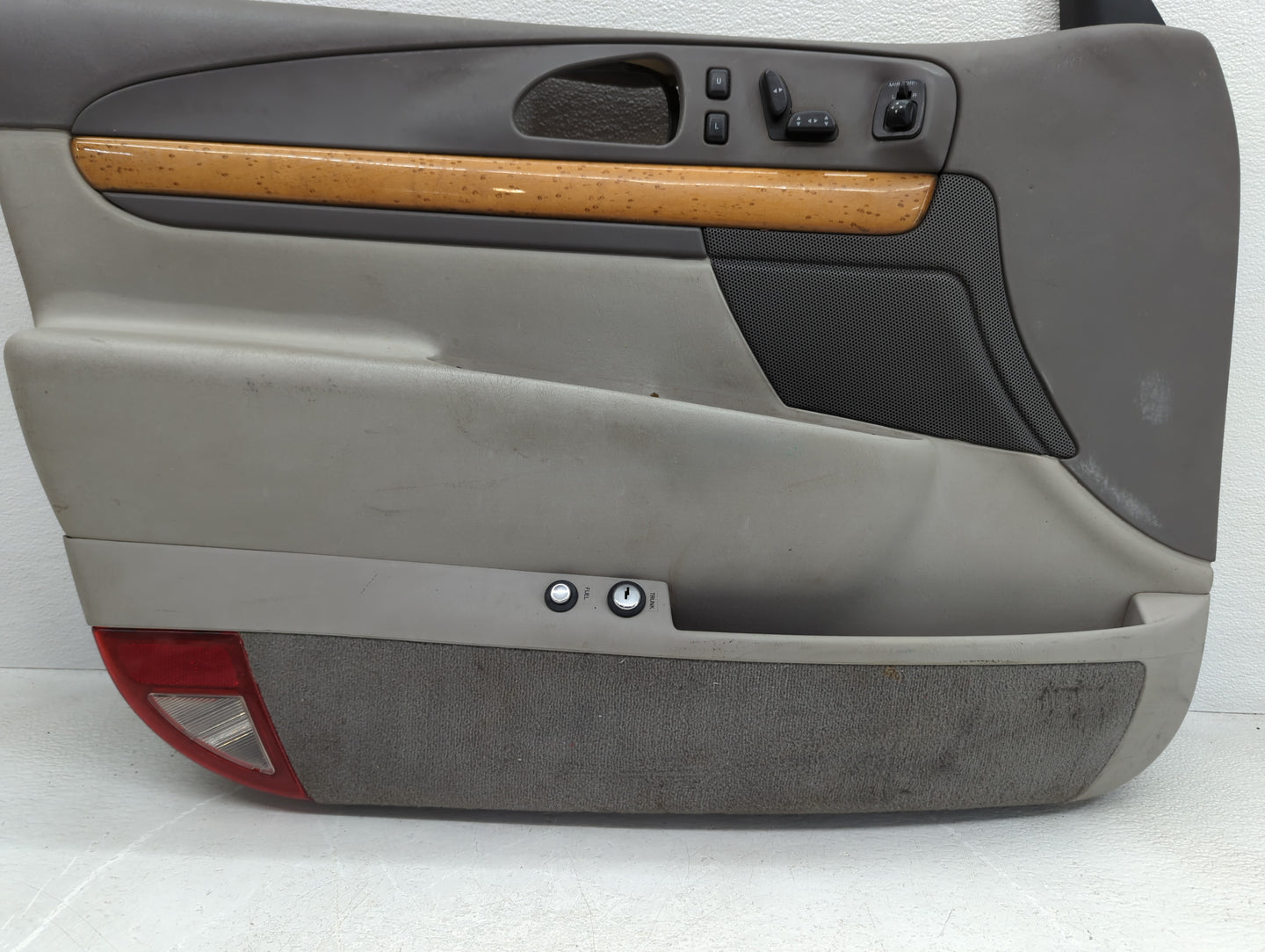 2002 Lincoln Continental Front Left Driver Interior Door Panel Trim - Oemusedautoparts1.com