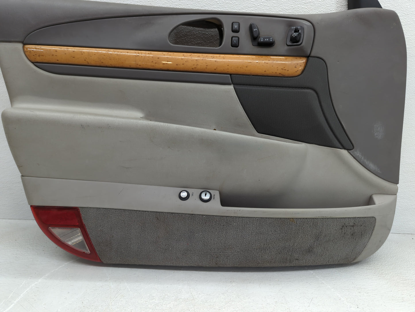 2002 Lincoln Continental Front Left Driver Interior Door Panel Trim - Oemusedautoparts1.com
