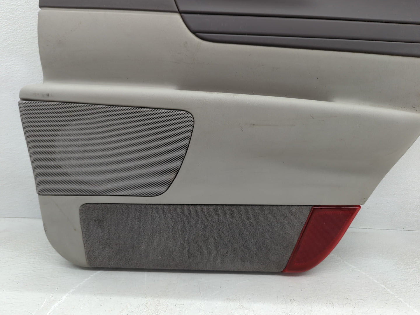 2002 Lincoln Continental Rear Right Passenger Interior Door Panel Trim - Oemusedautoparts1.com
