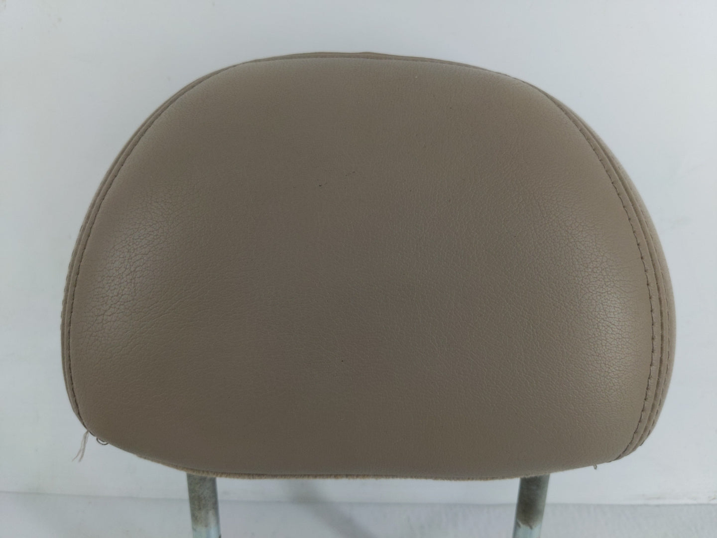 2002 Lincoln Ls Headrest Head Rest Rear Seat Fits OEM Used Auto Parts - Oemusedautoparts1.com