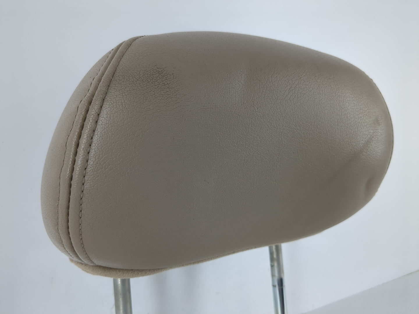 2002 Lincoln Ls Headrest Head Rest Rear Seat Fits OEM Used Auto Parts - Oemusedautoparts1.com