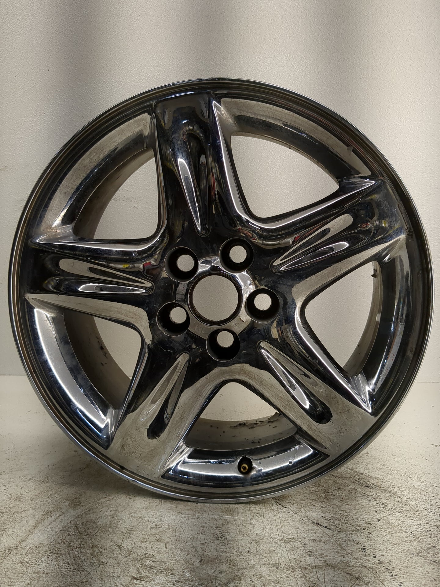 2002 Lincoln Ls Oem Wheel Rim - Oemusedautoparts1.com