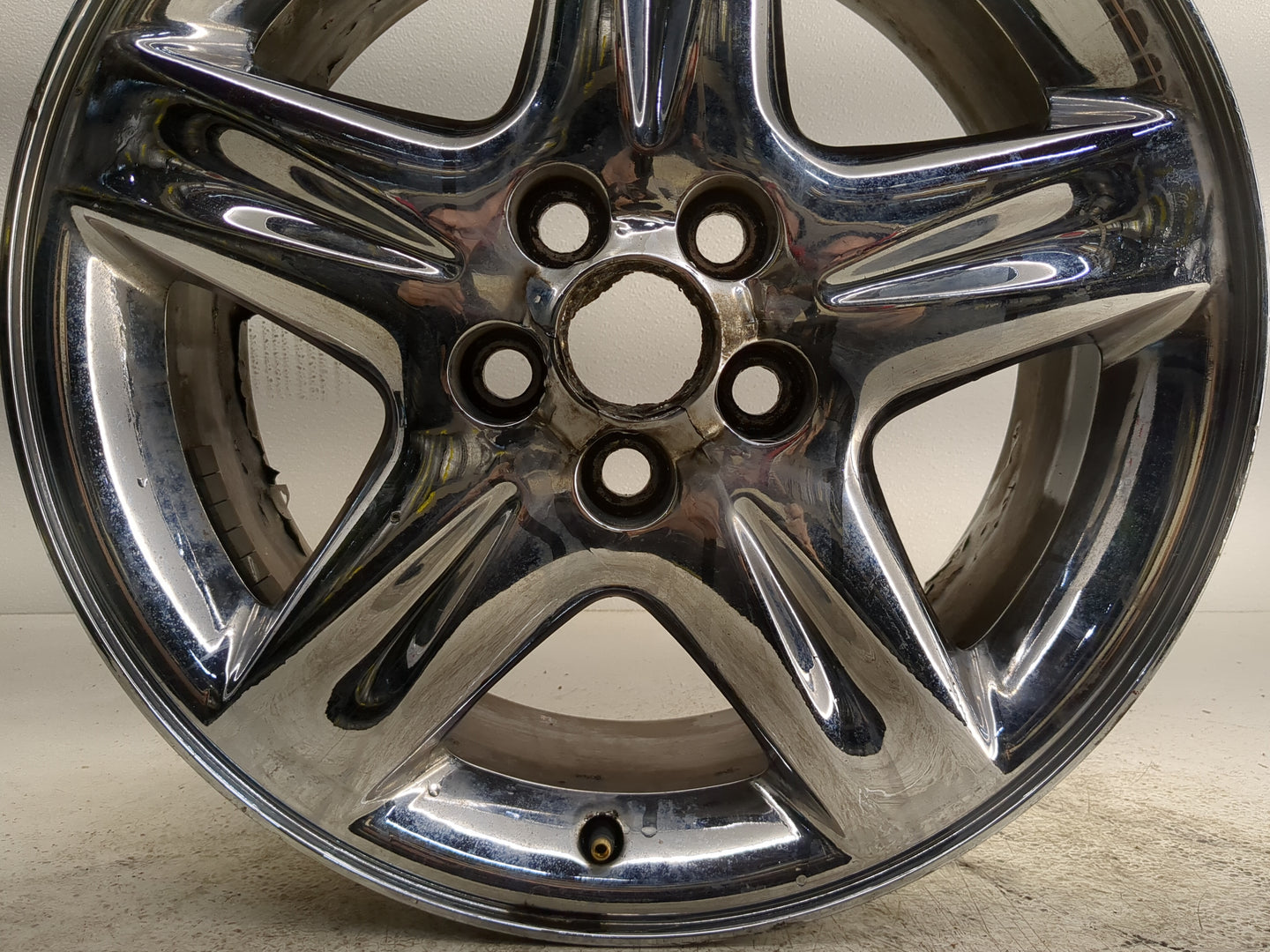 2002 Lincoln Ls Oem Wheel Rim - Oemusedautoparts1.com
