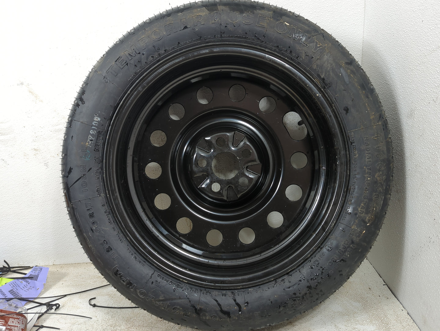 2002 Lincoln Ls Spare Donut Tire Wheel Rim Oem - Oemusedautoparts1.com