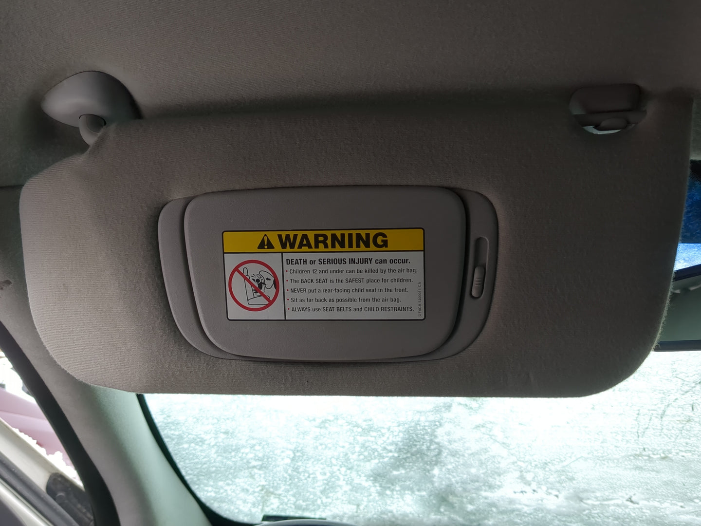 2002 Lincoln Ls Sun Visor Shade Replacement Driver Left Mirror Fits OEM Used Auto Parts - Oemusedautoparts1.com