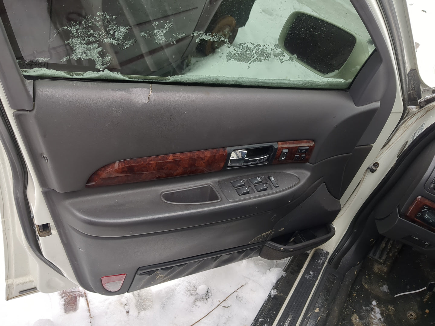 2002 Lincoln Ls Front Left Driver Interior Door Panel Trim - Oemusedautoparts1.com
