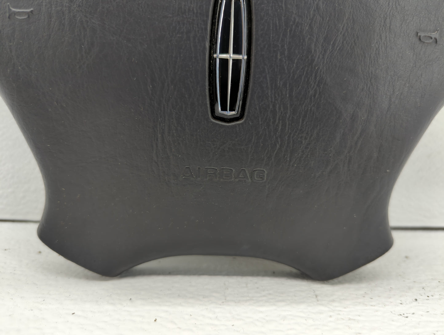 2002 Lincoln Ls Air Bag Driver Left Steering Wheel Mounted - Oemusedautoparts1.com