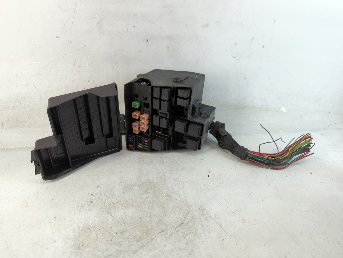 2002 Lincoln Ls Fusebox Fuse Box Panel Relay Module P/N:7154-3150 Fits OEM Used Auto Parts - Oemusedautoparts1.com