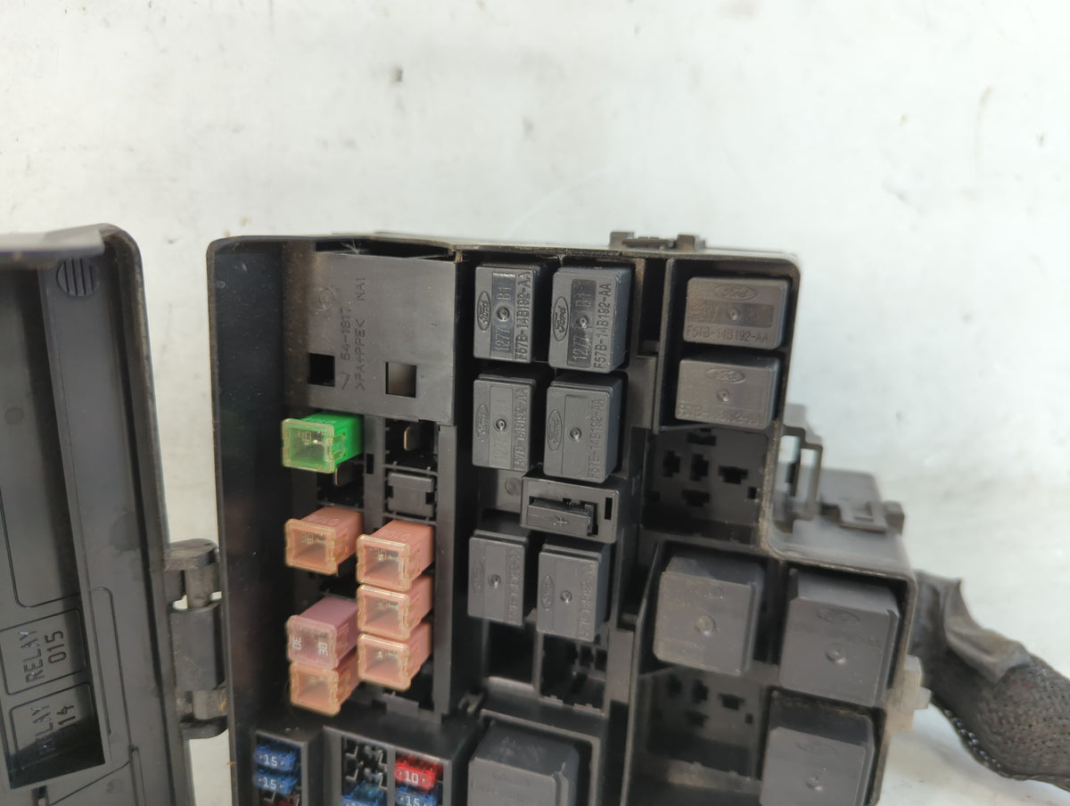 2002 Lincoln Ls Fusebox Fuse Box Panel Relay Module P/N:7154-3150 Fits Fits 2003 2004 2005 OEM Used Auto Parts - Oemusedauto