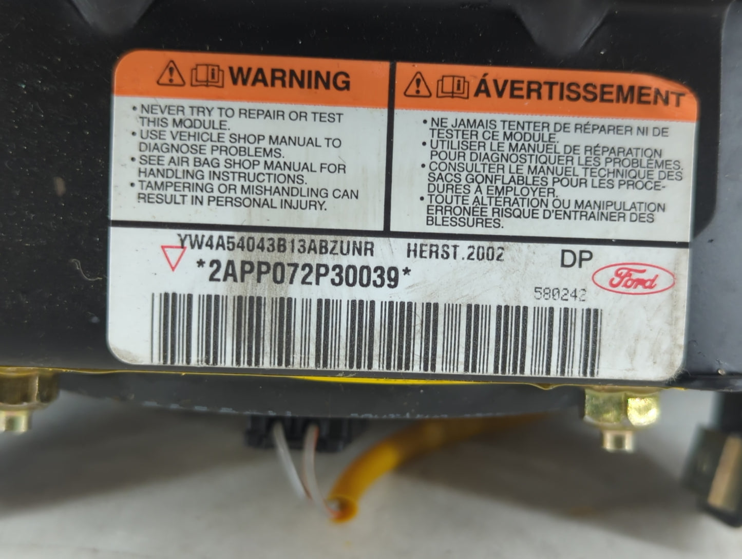 2002 Lincoln Ls Air Bag Driver Left Steering Wheel Mounted P/N:2APP072P30039 Fits OEM Used Auto Parts - Oemusedautoparts1.co