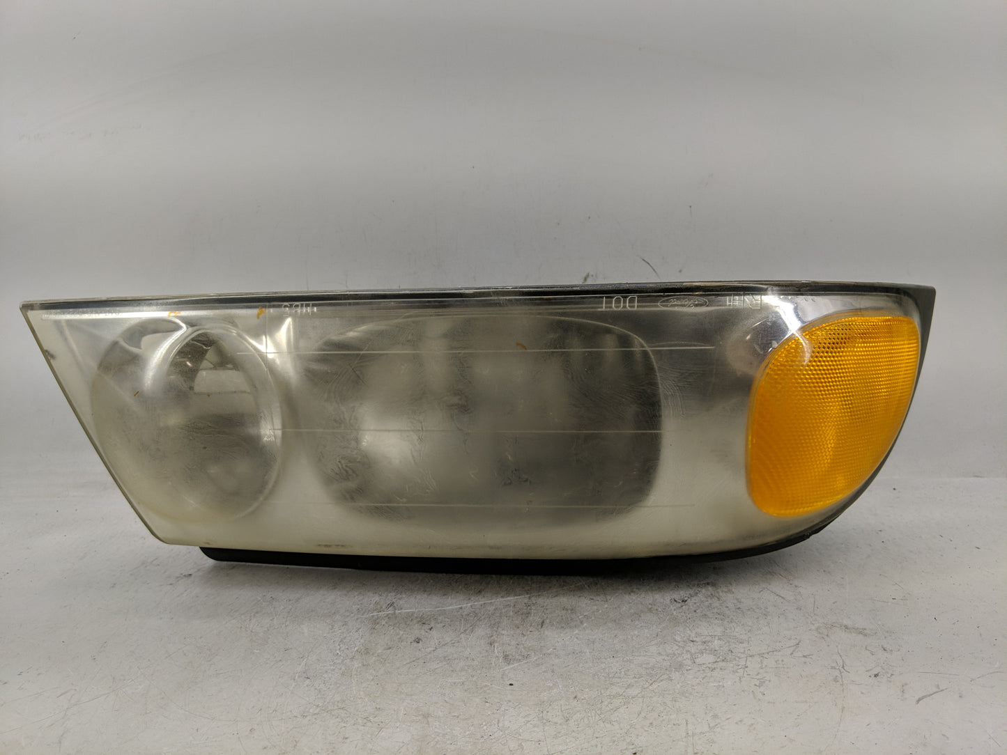 1998 Lincoln Navigator Passenger Right Oem Head Light Headlight Lamp - Oemusedautoparts1.com