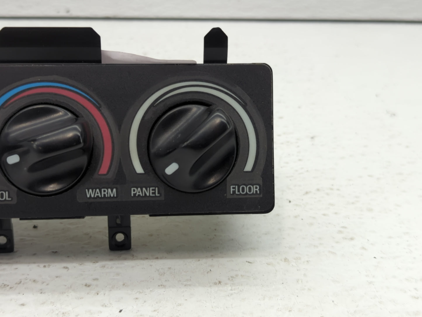 2002 Lincoln Navigator Climate Control Module Temperature AC/Heater Replacement P/N:XL1H19E764AA Fits OEM Used Auto Parts - 