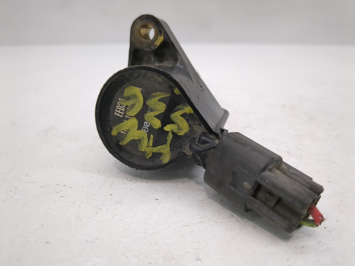 2001-2011 Lincoln Town Car Ignition Coil Igniter Pack - Oemusedautoparts1.com