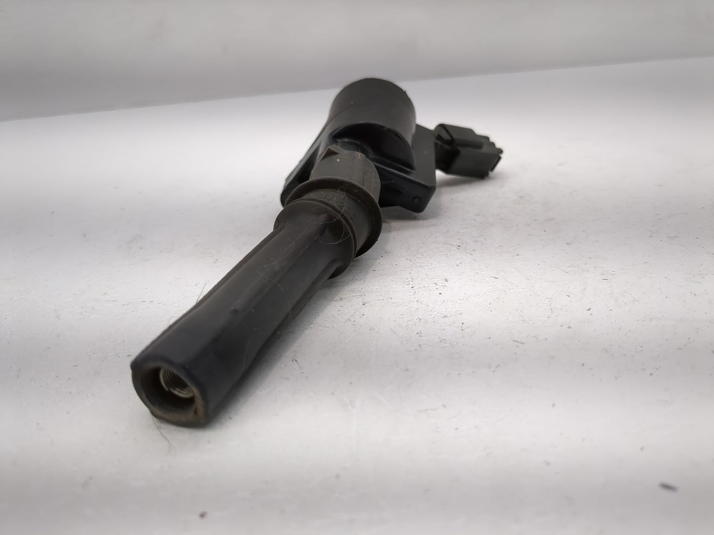 2001-2011 Lincoln Town Car Ignition Coil Igniter Pack - Oemusedautoparts1.com