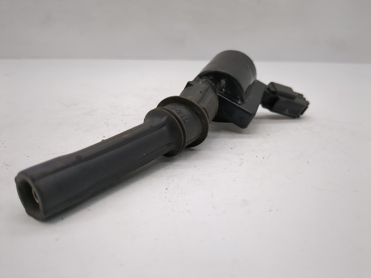 2001-2011 Lincoln Town Car Ignition Coil Igniter Pack - Oemusedautoparts1.com