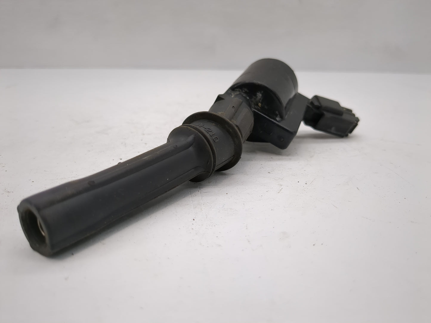 2001-2011 Lincoln Town Car Ignition Coil Igniter Pack - Oemusedautoparts1.com