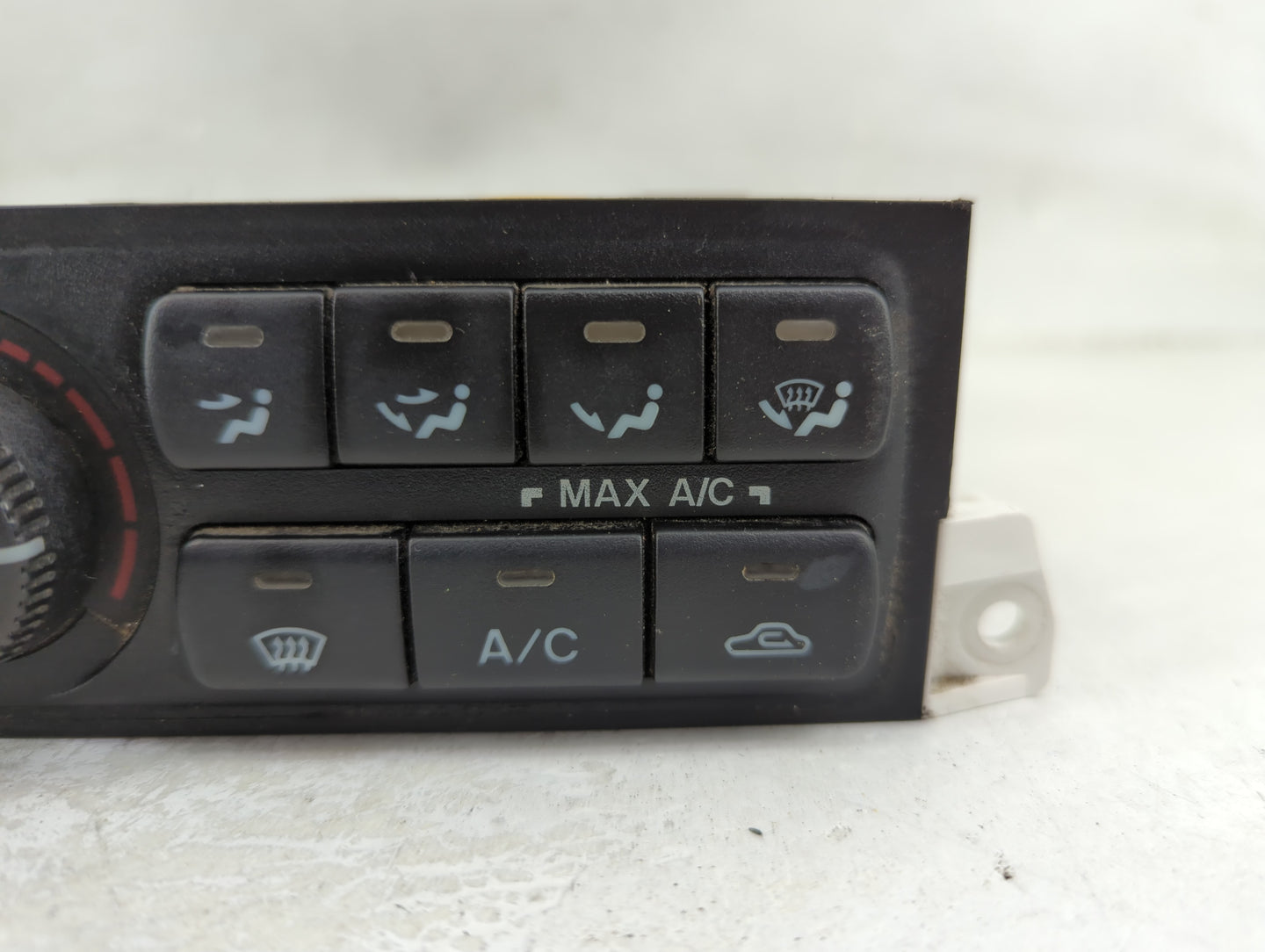 2002 Mazda 626 Climate Control Module Temperature AC/Heater Replacement Fits OEM Used Auto Parts - Oemusedautoparts1.com
