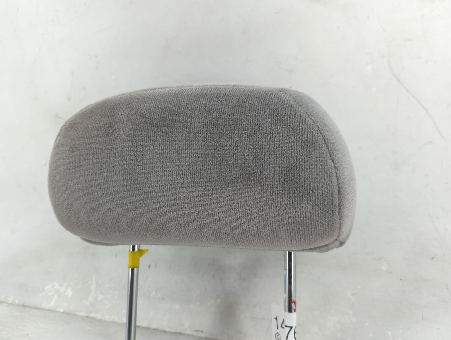 2000-2002 Mazda 626 Headrest Head Rest Front Driver Seat Grey - Oemusedautoparts1.com